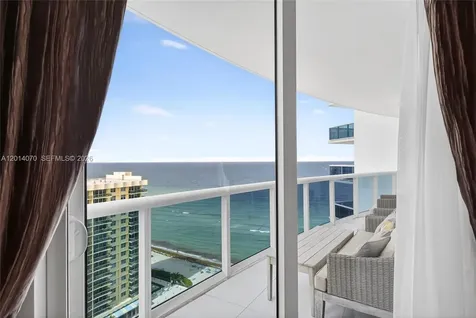 2711 S Ocean Drive Hollywood FL 33019