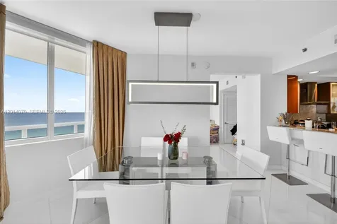 2711 S Ocean Drive Hollywood FL 33019