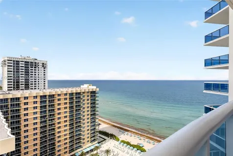 2711 S Ocean Drive Hollywood FL 33019