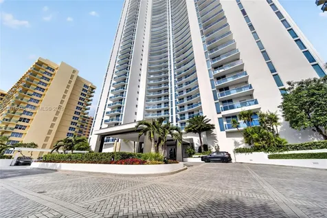 2711 S Ocean Drive Hollywood FL 33019