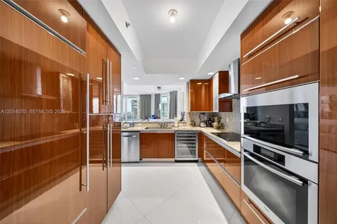2711 S Ocean Drive Hollywood FL 33019