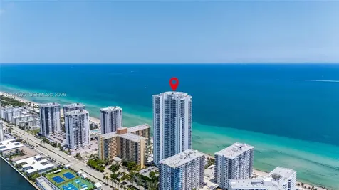 2711 S Ocean Drive Hollywood FL 33019