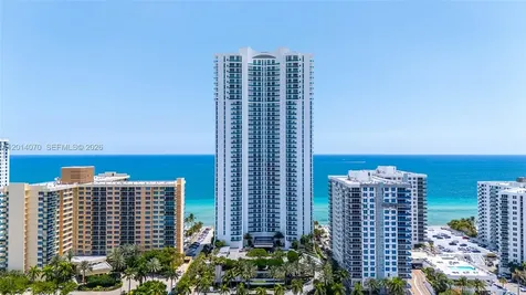 2711 S Ocean Drive Hollywood FL 33019