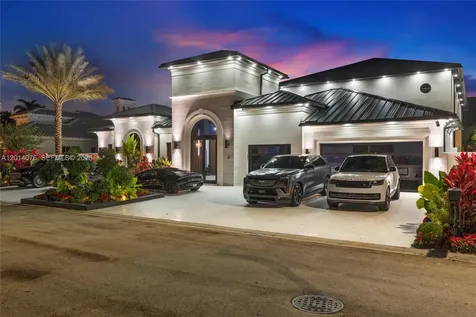 541 E Enclave Circle E Pembroke Pines FL 33027