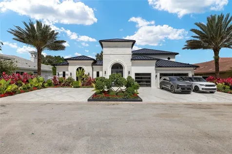 541 E Enclave Circle E Pembroke Pines FL 33027