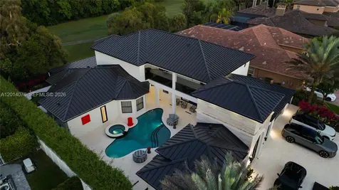 541 E Enclave Circle E Pembroke Pines FL 33027