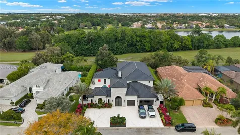 541 E Enclave Circle E Pembroke Pines FL 33027