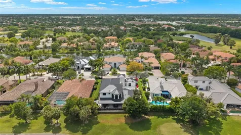 541 E Enclave Circle E Pembroke Pines FL 33027