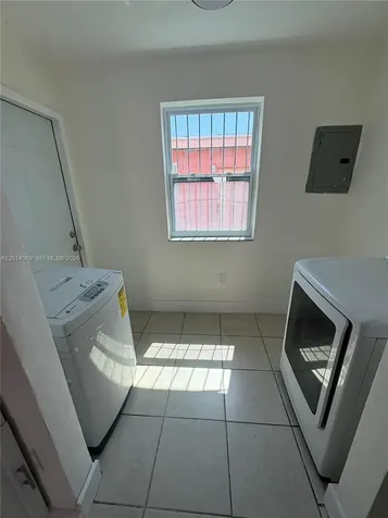 1491 NW 56th Street Miami FL 33142