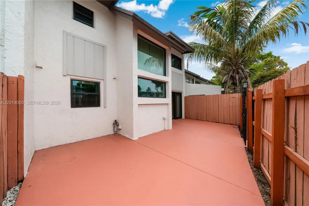 6929 SW 110th Avenue Miami FL 33173