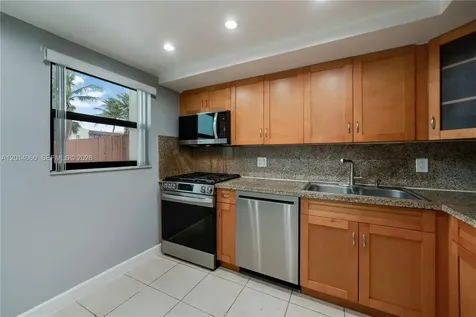 6929 SW 110th Avenue Miami FL 33173