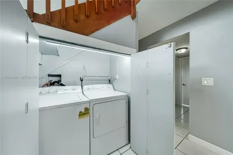 6929 SW 110th Avenue Miami FL 33173