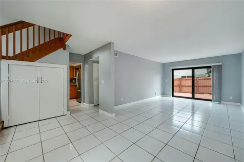 6929 SW 110th Avenue Miami FL 33173