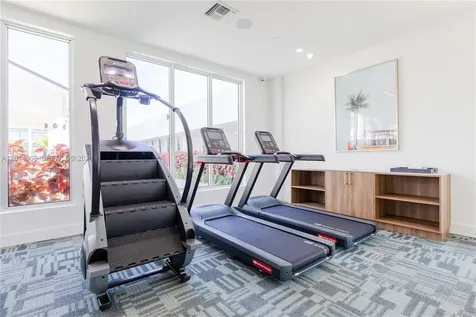 1950 W 49th Street Hialeah FL 33012