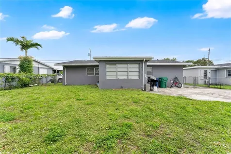 3171 NW 16th Street Lauderhill FL 33311