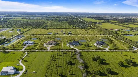 21ST SW & 58th Avenue Vero Beach FL 32968