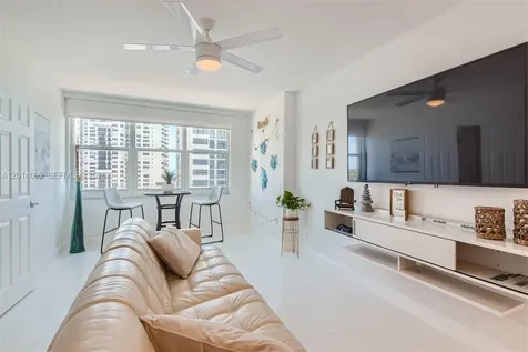2501 S Ocean Drive Hollywood FL 33019