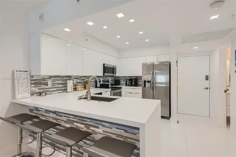2501 S Ocean Drive Hollywood FL 33019