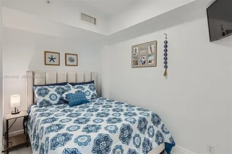 2501 S Ocean Drive Hollywood FL 33019
