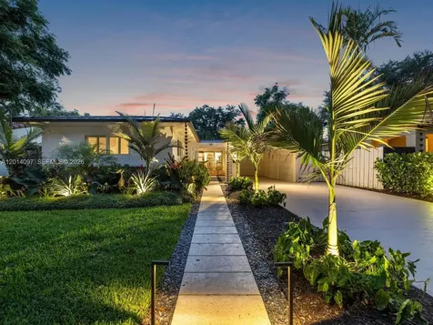 115 NE 88th Street El Portal FL 33138
