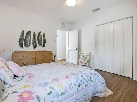 115 NE 88th Street El Portal FL 33138