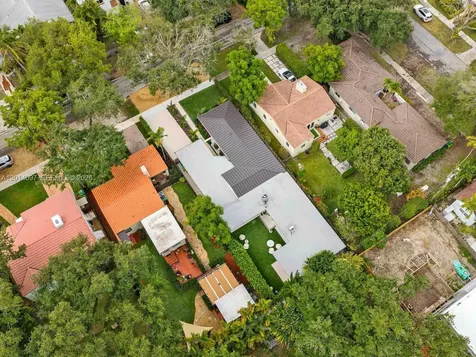 115 NE 88th Street El Portal FL 33138