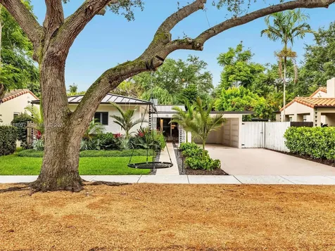 115 NE 88th Street El Portal FL 33138