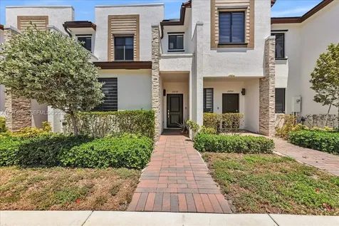 21059 NE 8th Avenue Miami FL 33179