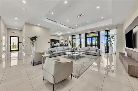 21059 NE 8th Avenue Miami FL 33179