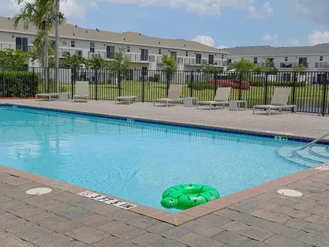 1921 SE 8th Place Homestead FL 33034