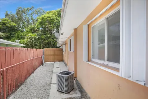 1522 SW 30th Street Fort Lauderdale FL 33315