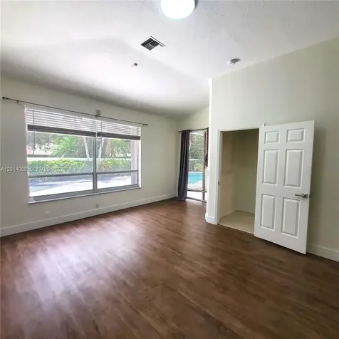 2051 NW 125th Terrace Pembroke Pines FL 33028