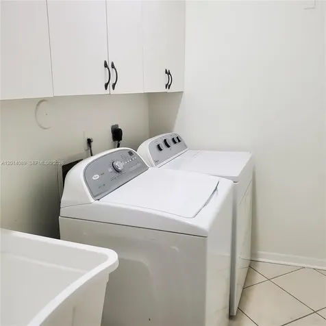2051 NW 125th Terrace Pembroke Pines FL 33028