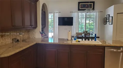 2051 NW 125th Terrace Pembroke Pines FL 33028