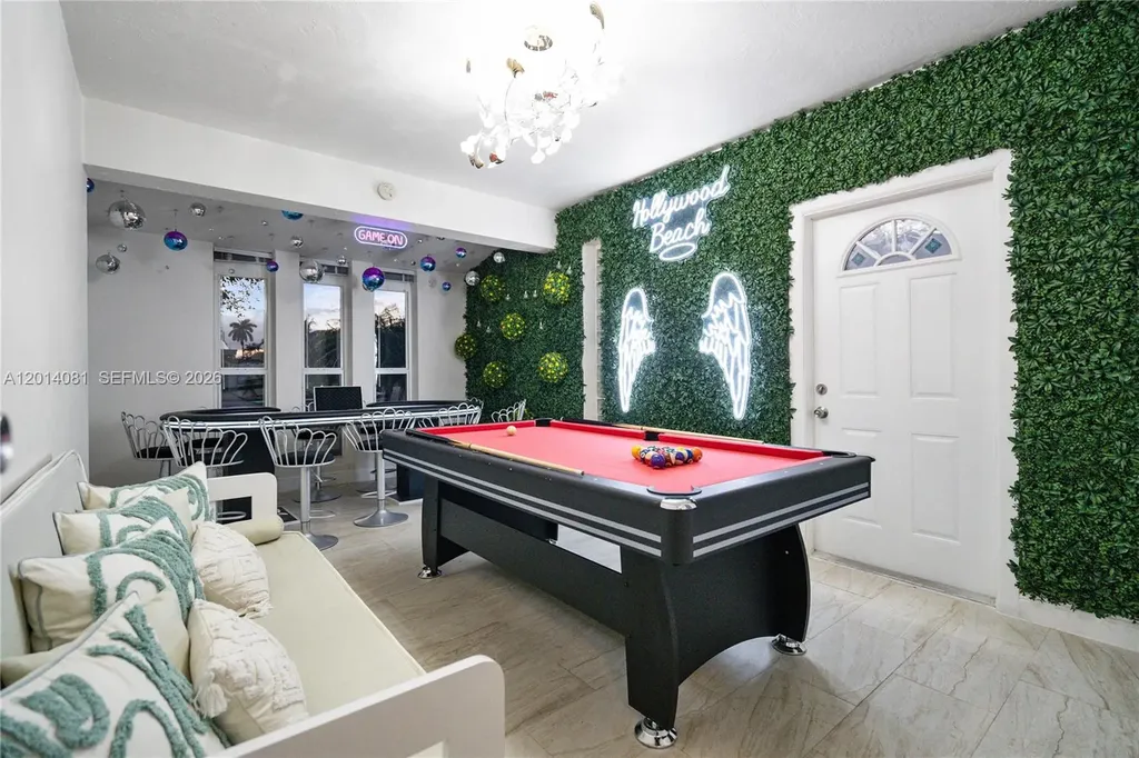2125 N 14th Court Hollywood FL 33020
