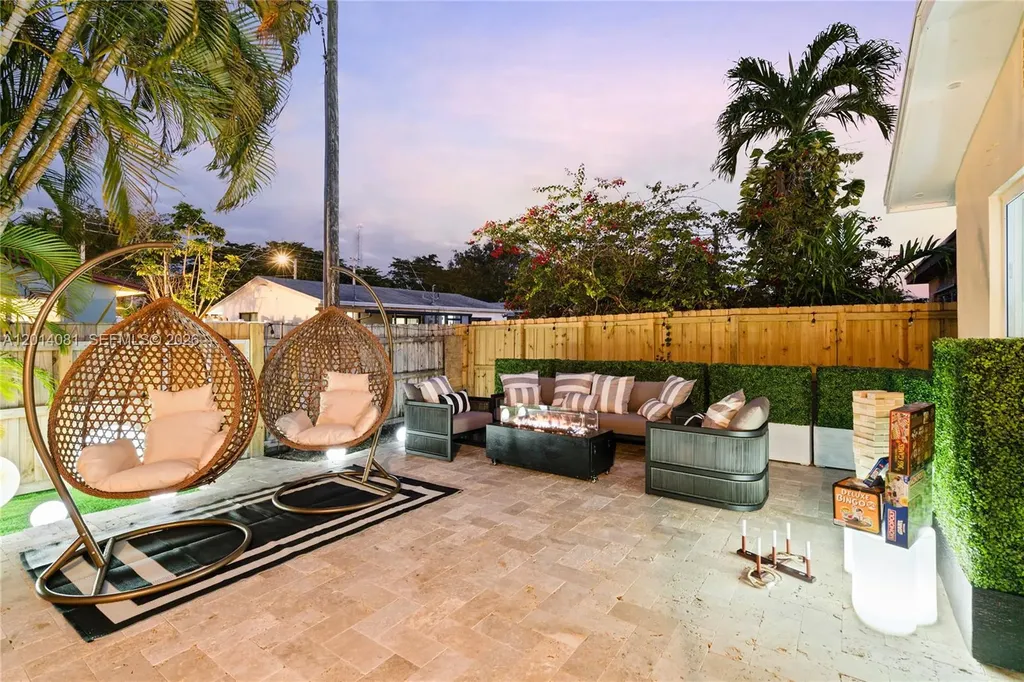 2125 N 14th Court Hollywood FL 33020