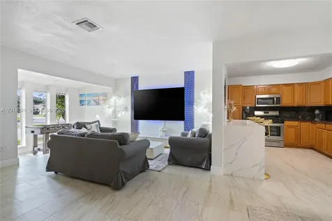 2125 N 14th Court Hollywood FL 33020