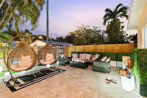2125 N 14th Court Hollywood FL 33020