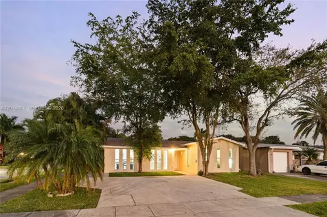 2125 N 14th Court Hollywood FL 33020