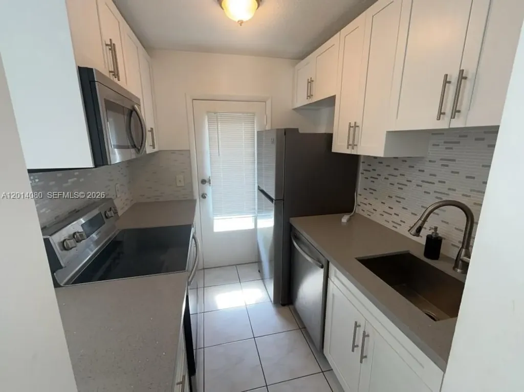 1431 S 14th Avenue Hollywood FL 33020
