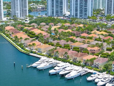 3728 NE 208th Terrace Aventura FL 33180