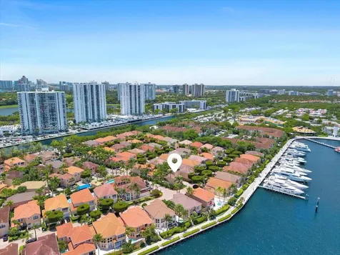 3728 NE 208th Terrace Aventura FL 33180