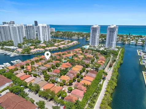 3728 NE 208th Terrace Aventura FL 33180
