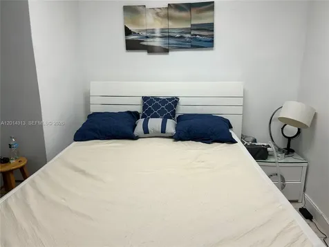 5401 Collins Avenue Miami Beach FL 33140
