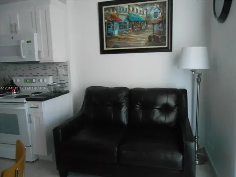 5401 Collins Avenue Miami Beach FL 33140