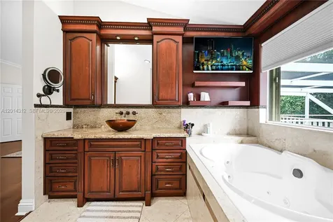 9866 SW 111th Terrace Miami FL 33176