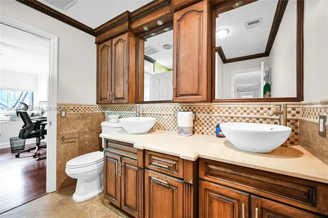 9866 SW 111th Terrace Miami FL 33176