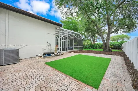 9866 SW 111th Terrace Miami FL 33176