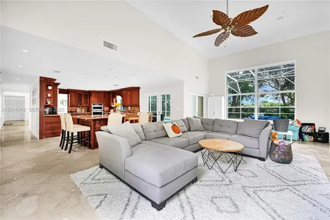 9866 SW 111th Terrace Miami FL 33176