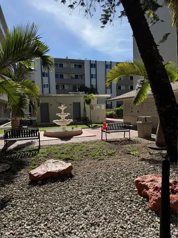 10090 NW 80th Court Hialeah Gardens FL 33016